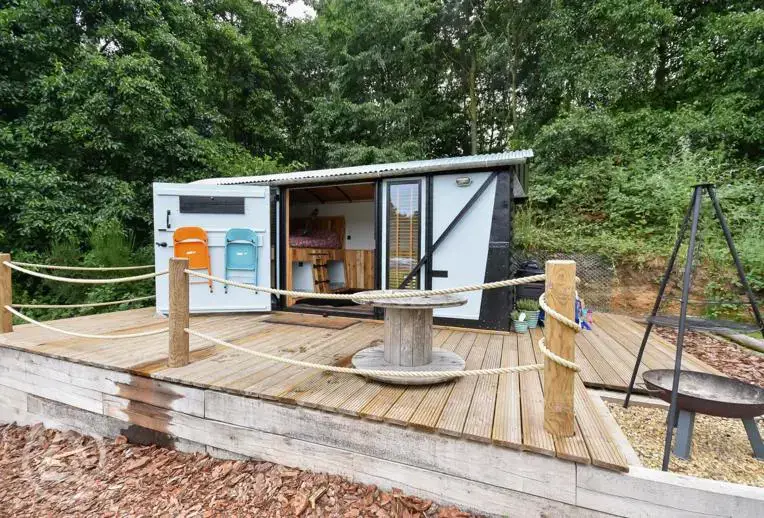 Ronnie the railway carriage