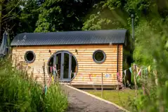 Mezzanine family cabin