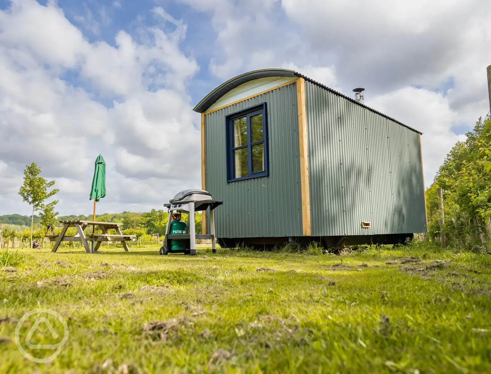 Lola the shepherd's hut 