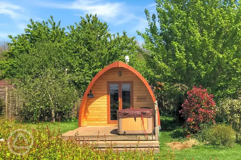 Ensuite MegaPod with hot tub