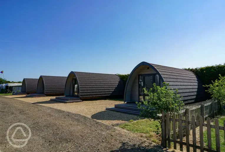 Elite pods exterior (four persons)