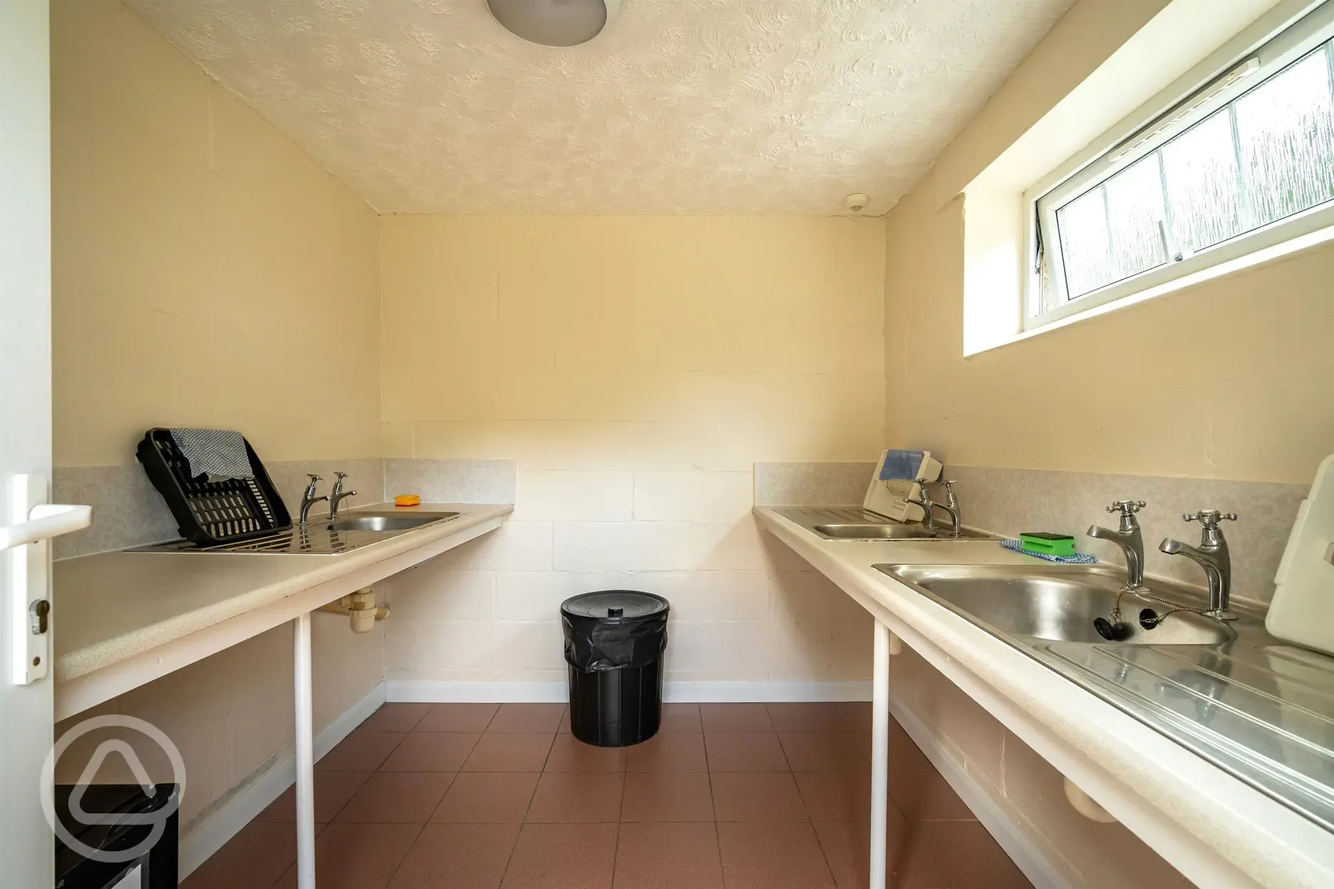 Washing up area