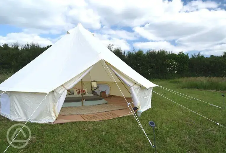 Bell tent 