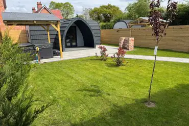 Ensuite Glamping Pods with Hot Tubs 
