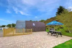 Accessible ensuite glamping pod with an outdoor picnic bench Accessible ensuite glamping pod with an outdoor picnic bench