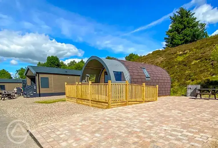 Accessible ensuite glamping pod with a ramp entrance