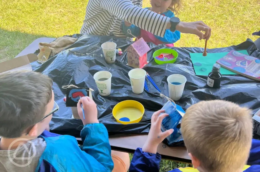 Kids art and craft sessions