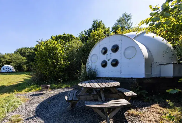 Iglulu (glamping igloo)