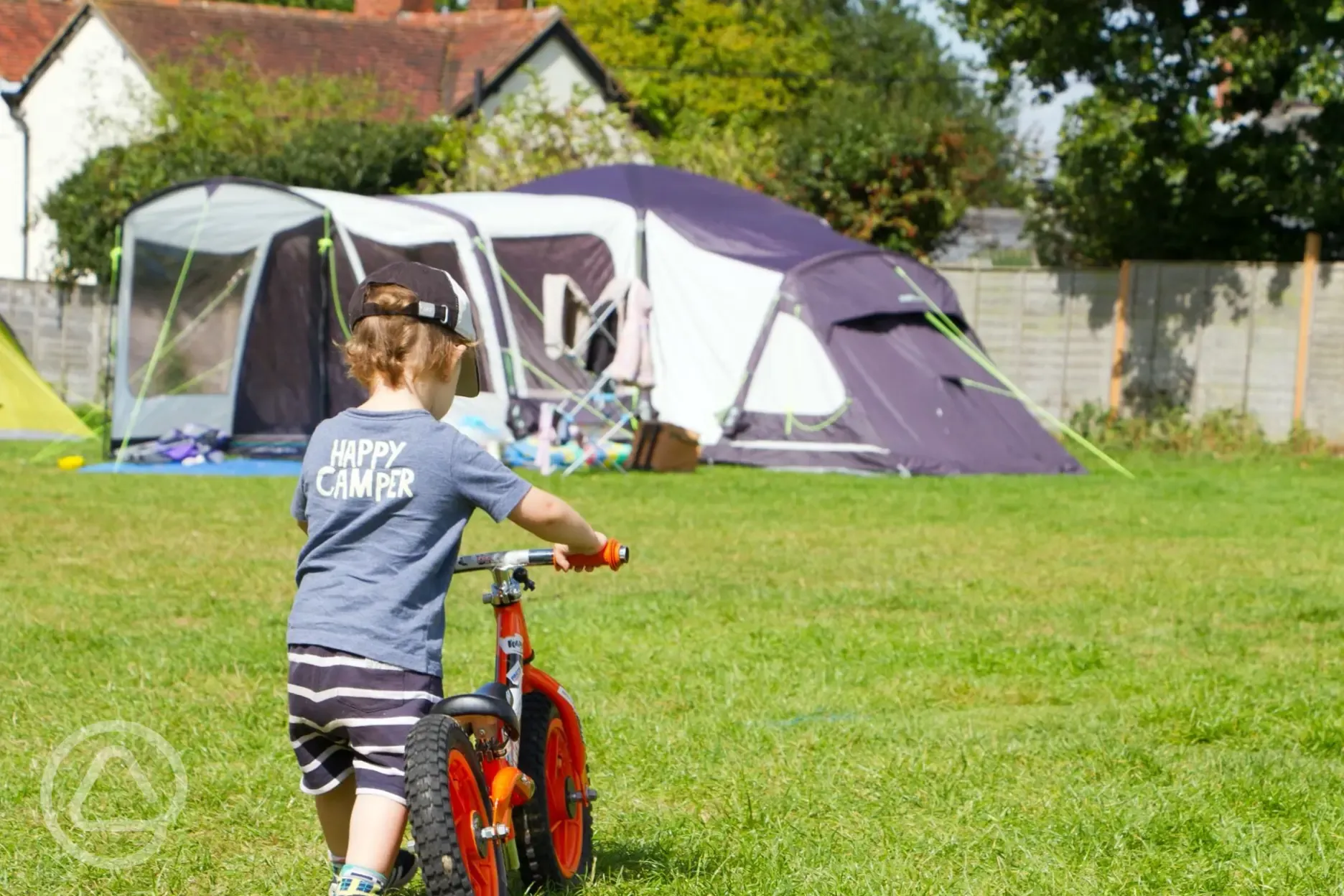 Camping field with room for kids to play