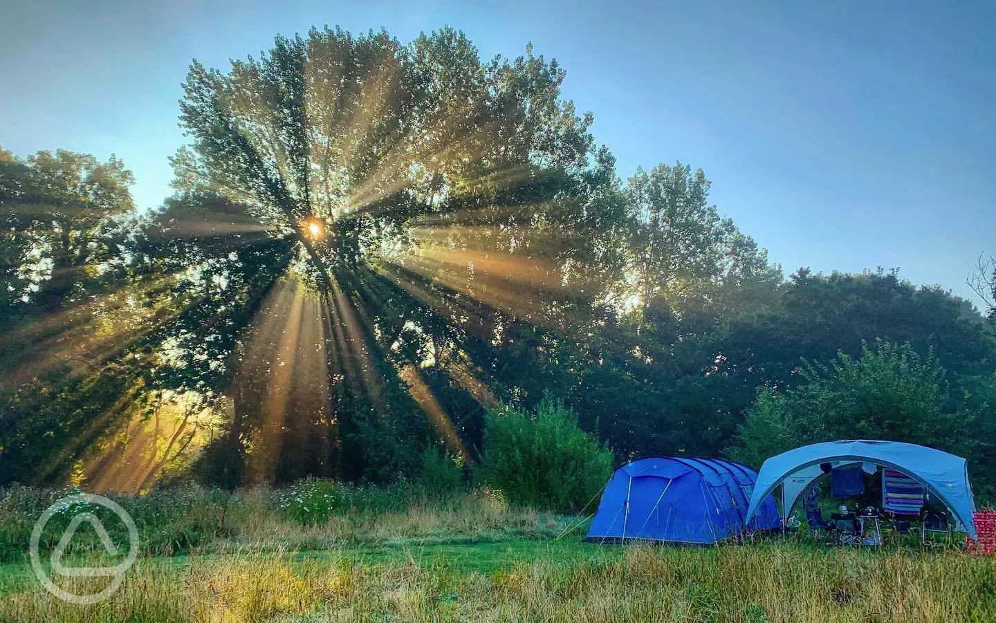 Non electric grass tent pitches