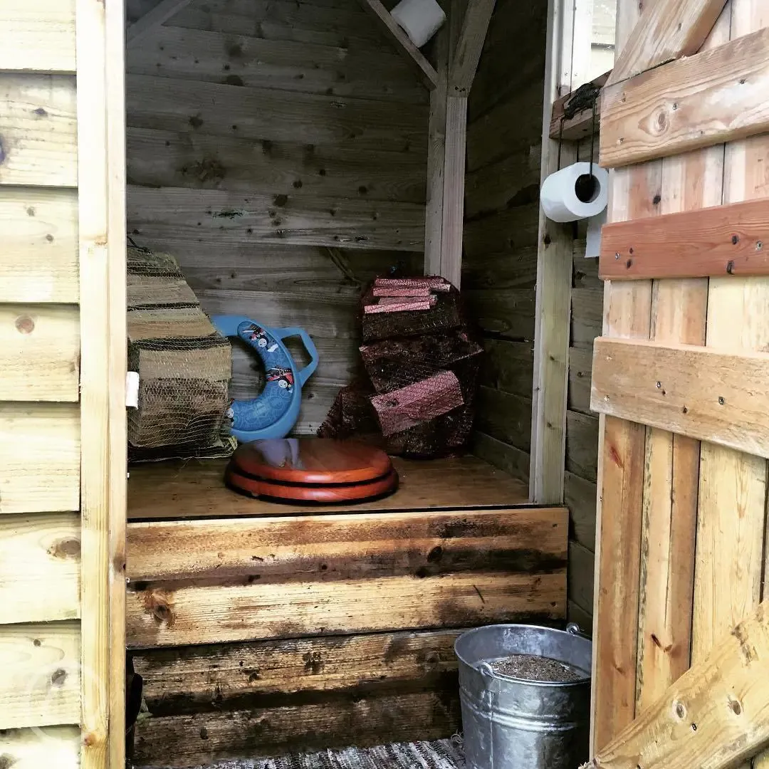 Compost toilet