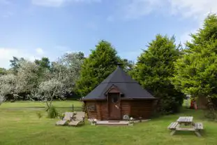 Coastal Valley Camp and Crafts, Porth, Newquay, Cornwall