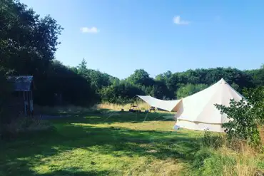 Non electric exclusive camping field