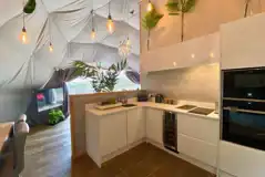 Sunridge Geodome kitchen