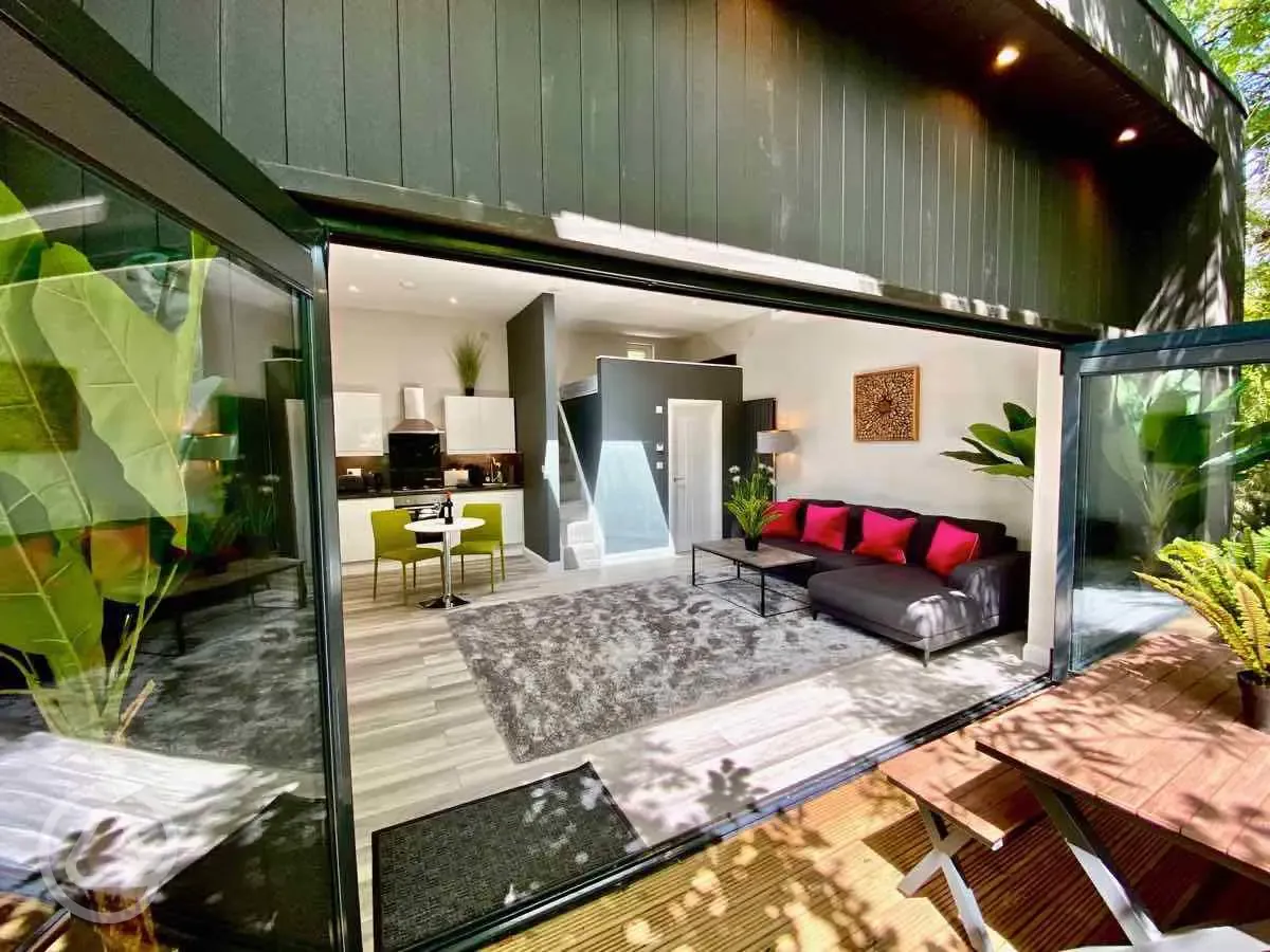 Sunrdige Cube with hot tub interior