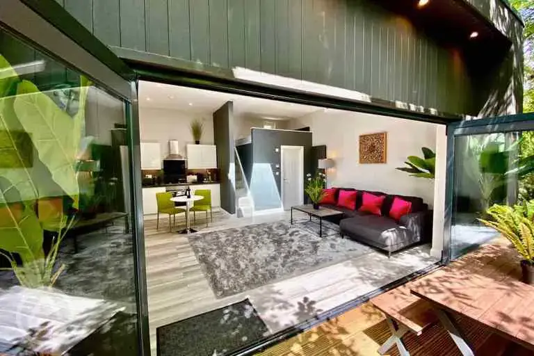 Sunrdige Cube with hot tub interior