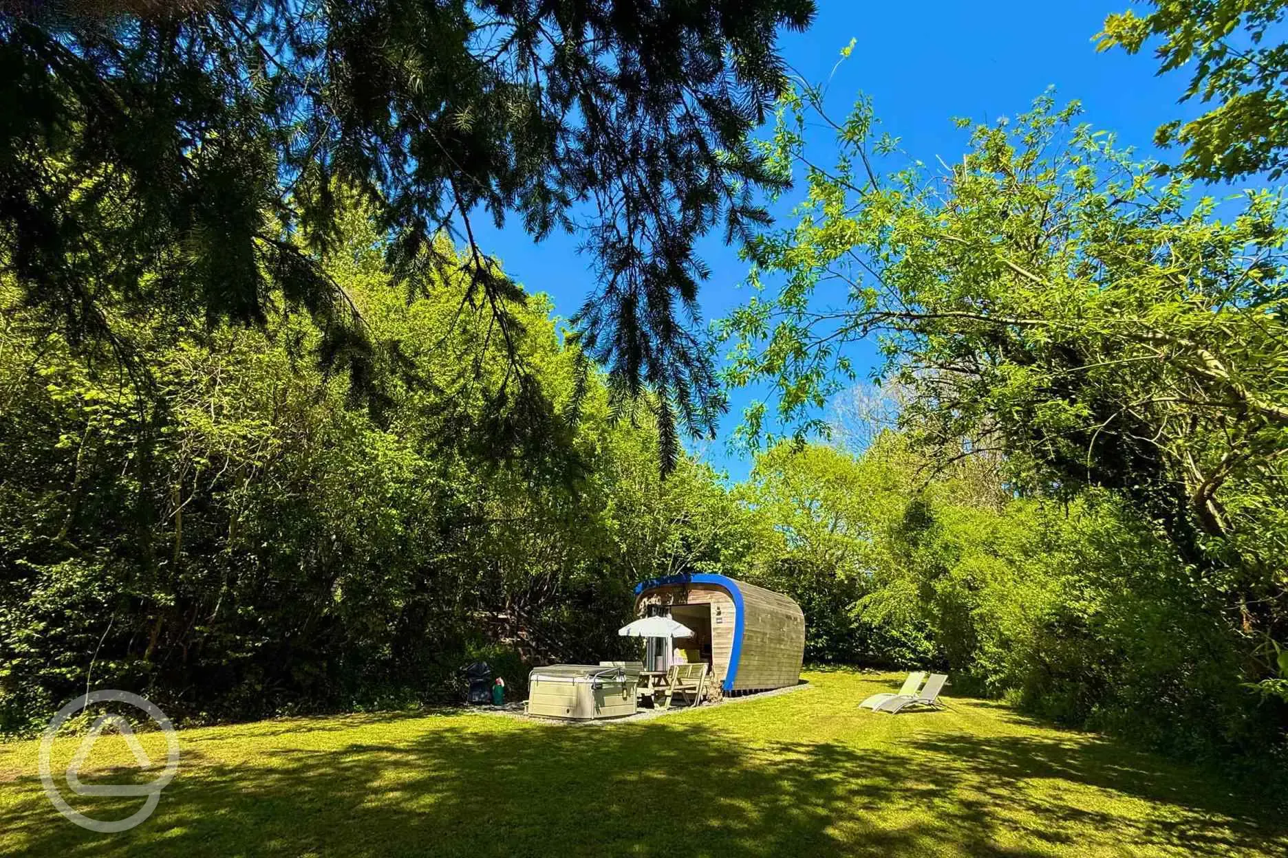 Sunridge Eco Pod with hot tub