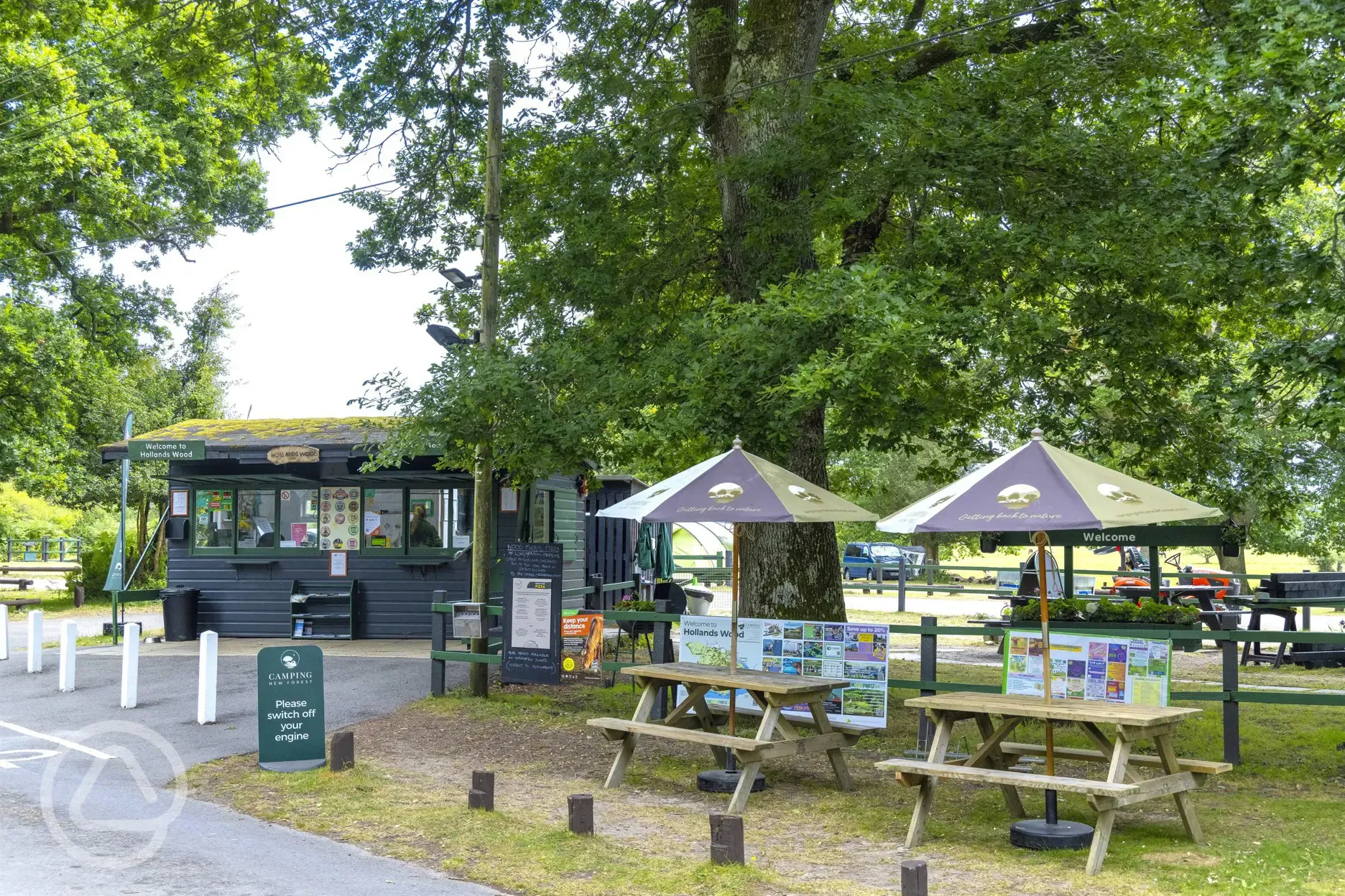 Reception with outdoor bench seating