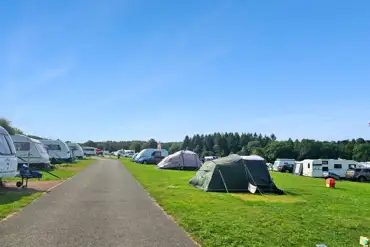 Grass pitches for tents, roof tents and tourers