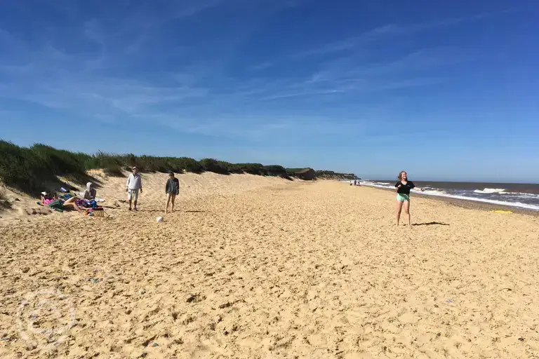 Nearby Cove Hithe (35 minutes)