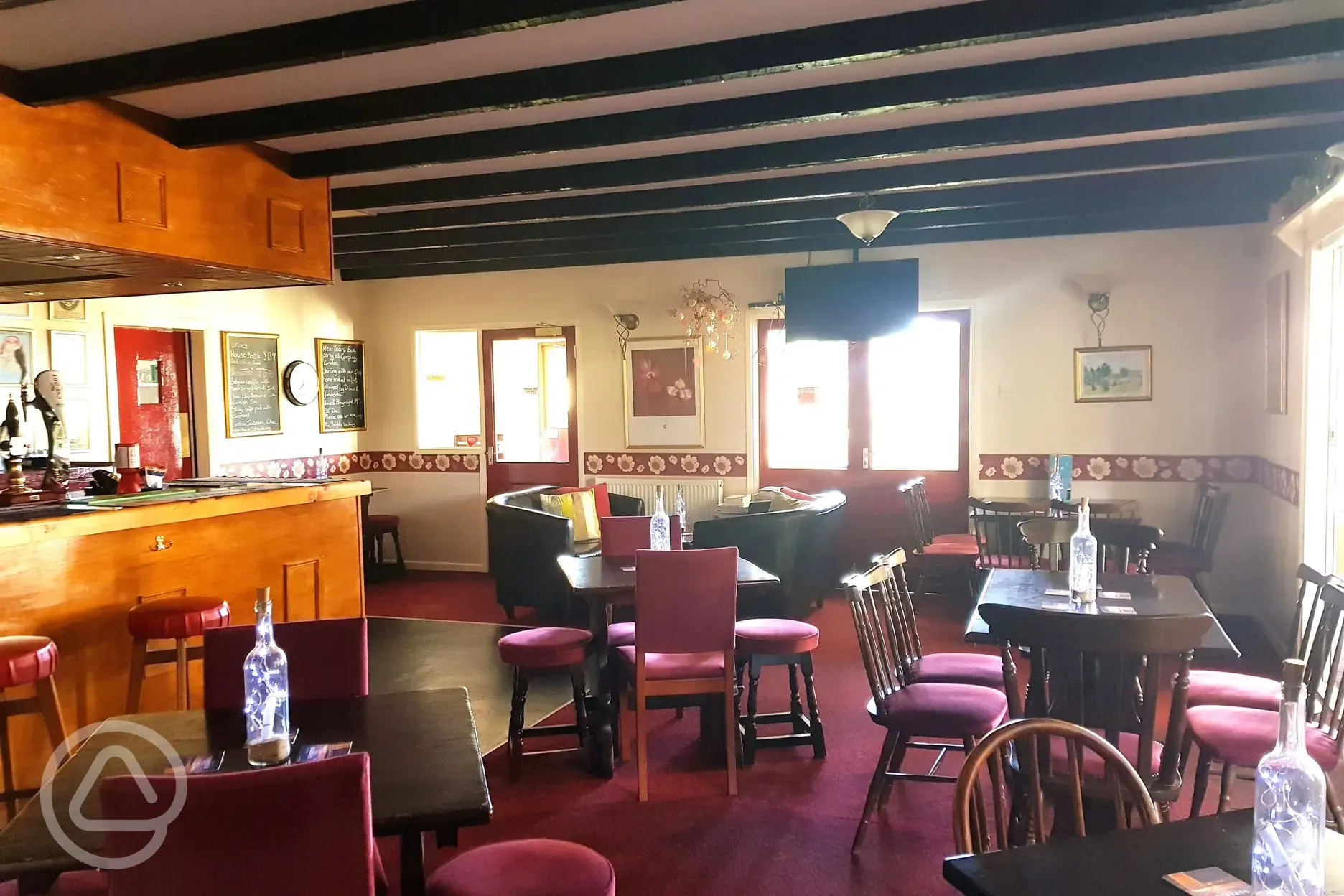 Onsite bar and restaurant