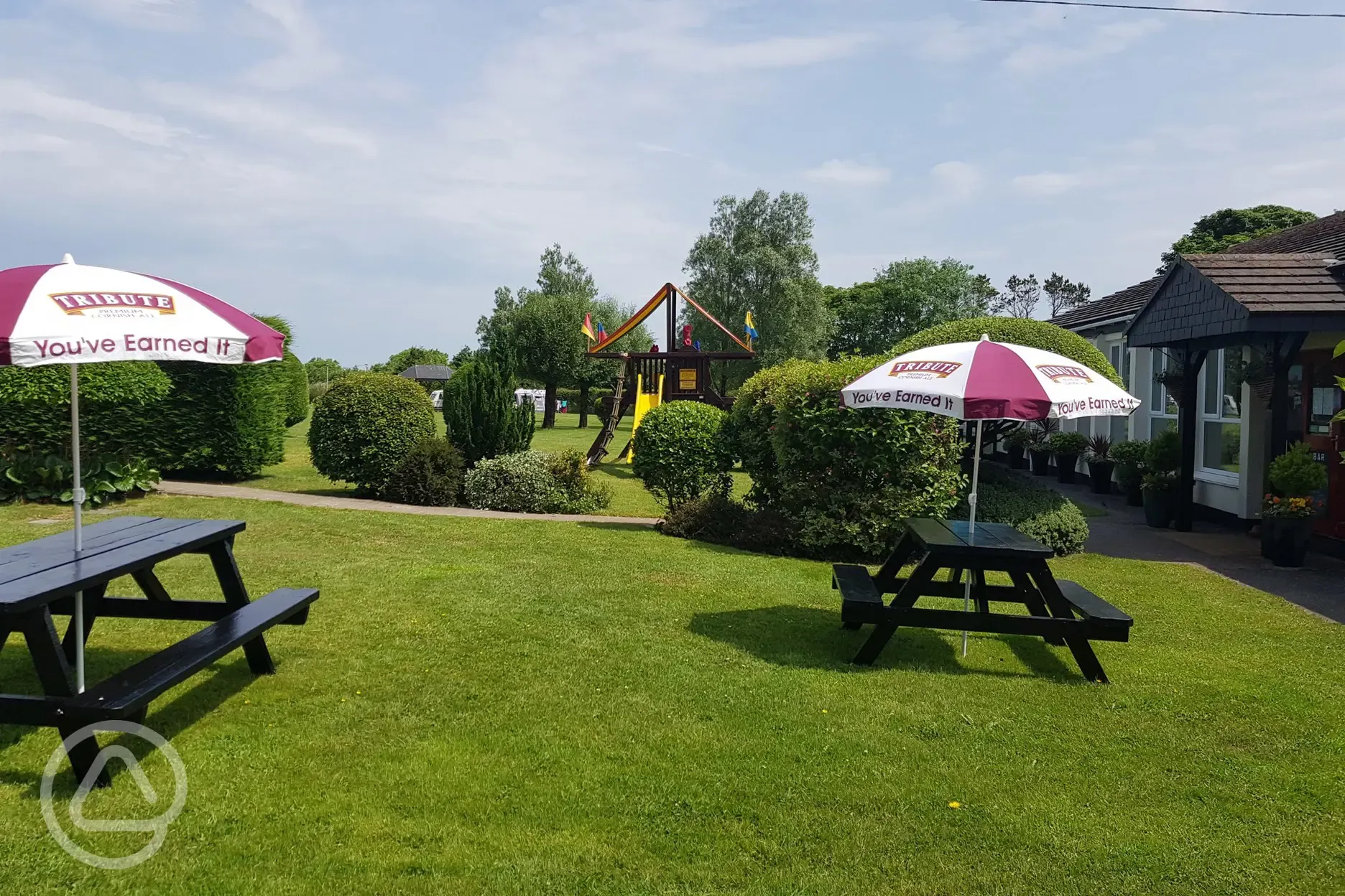 Onsite bar and restaurant outdoor seating