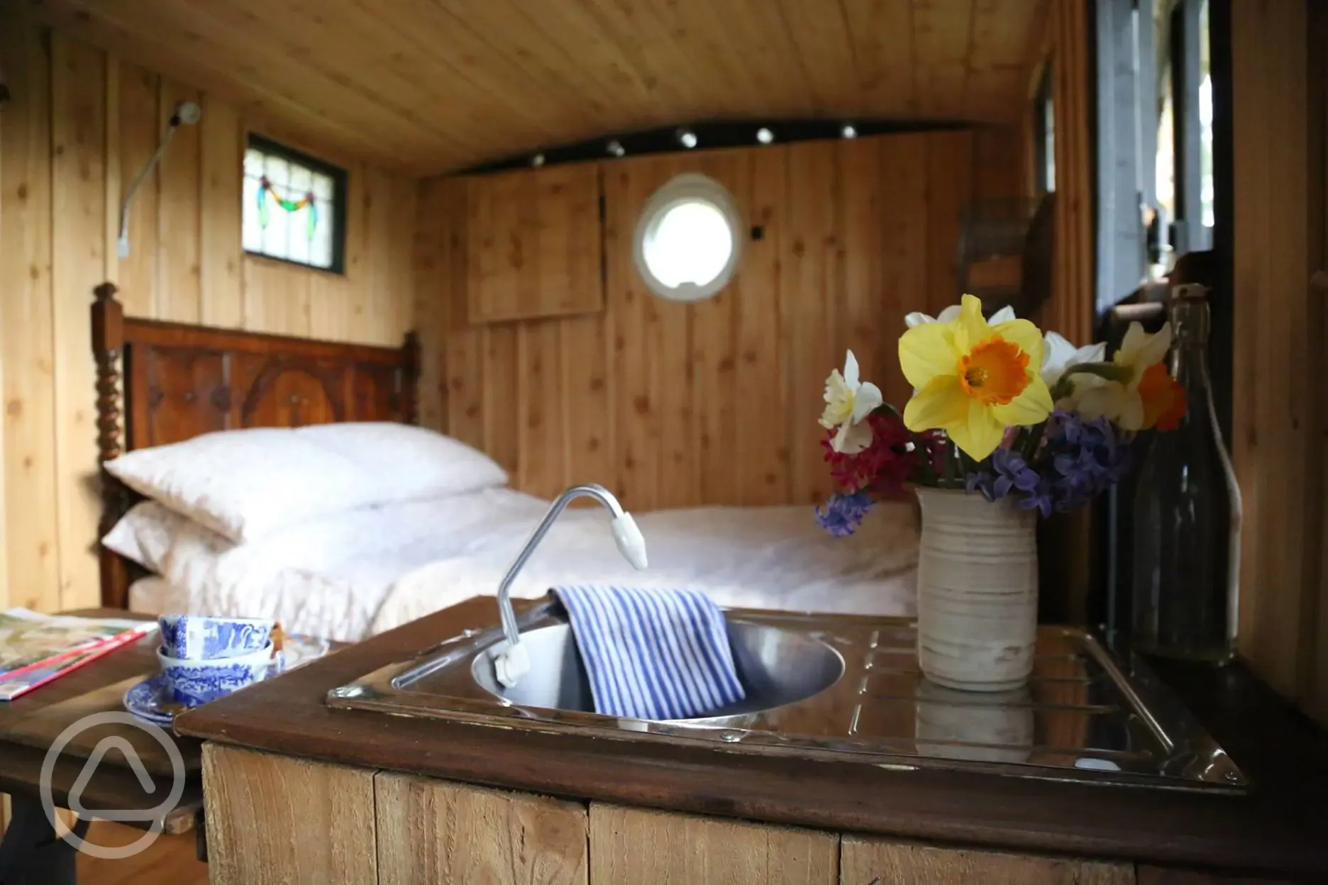 Higgler hut sleeping area