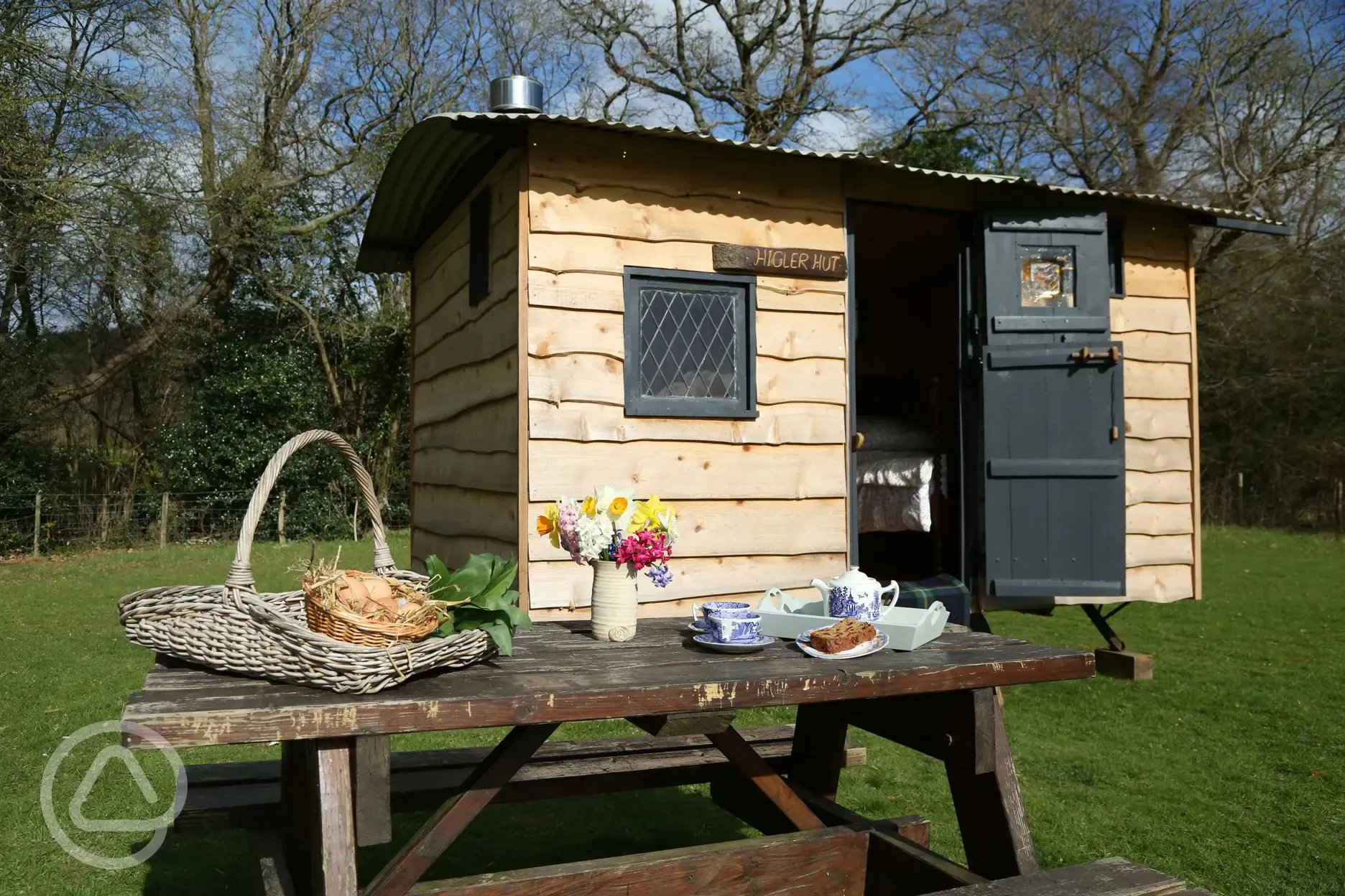 Higler Hut for couples