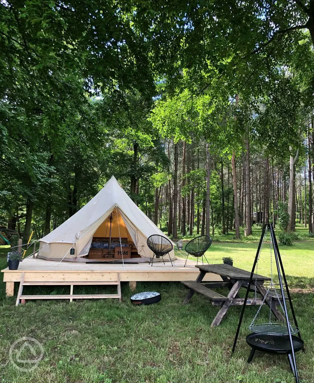 Bell tent 