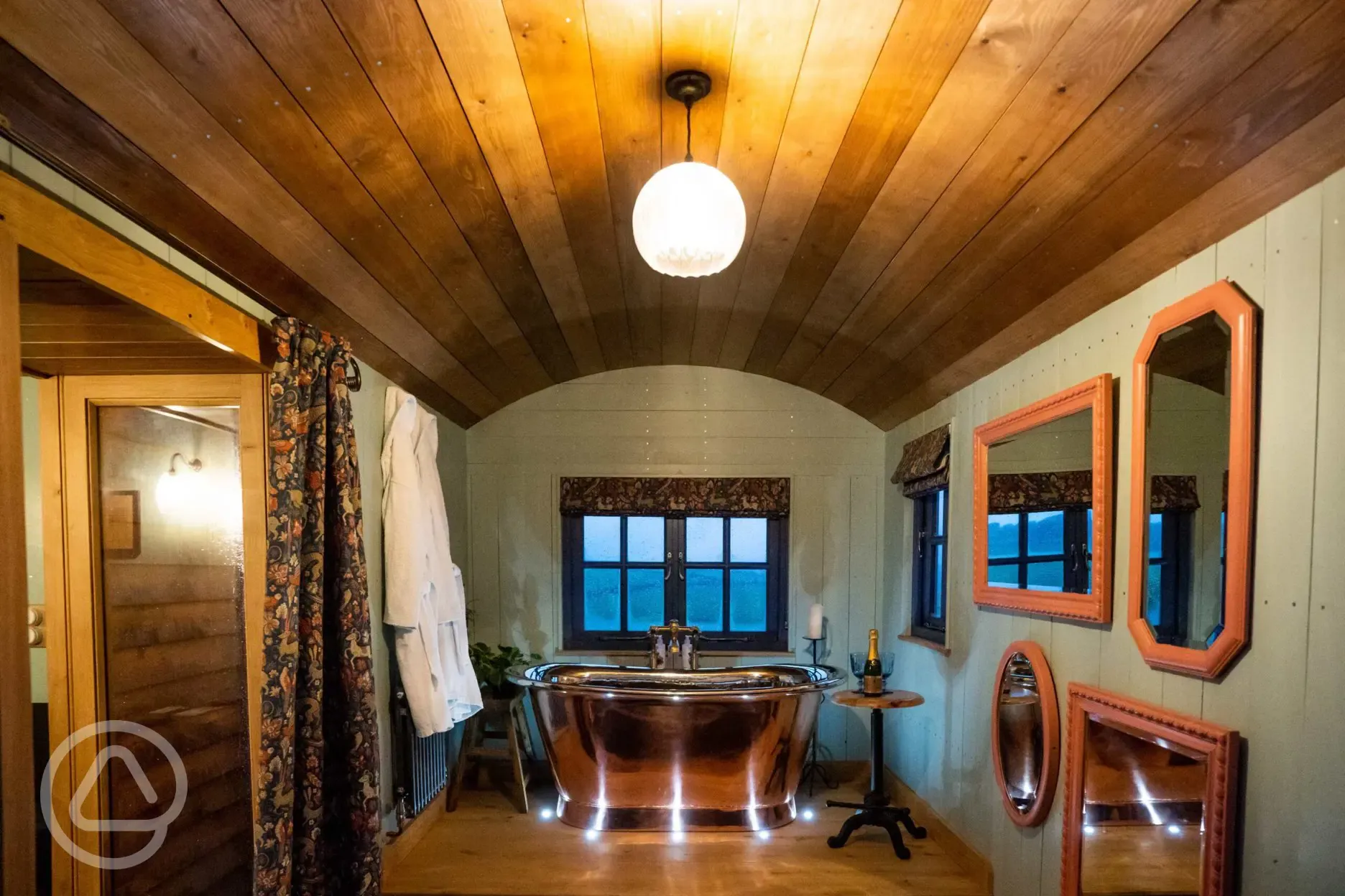 Novelist shepherd's hut copper bath