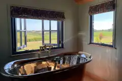 Novelist shepherd's hut copper bath Novelist shepherd's hut copper bath