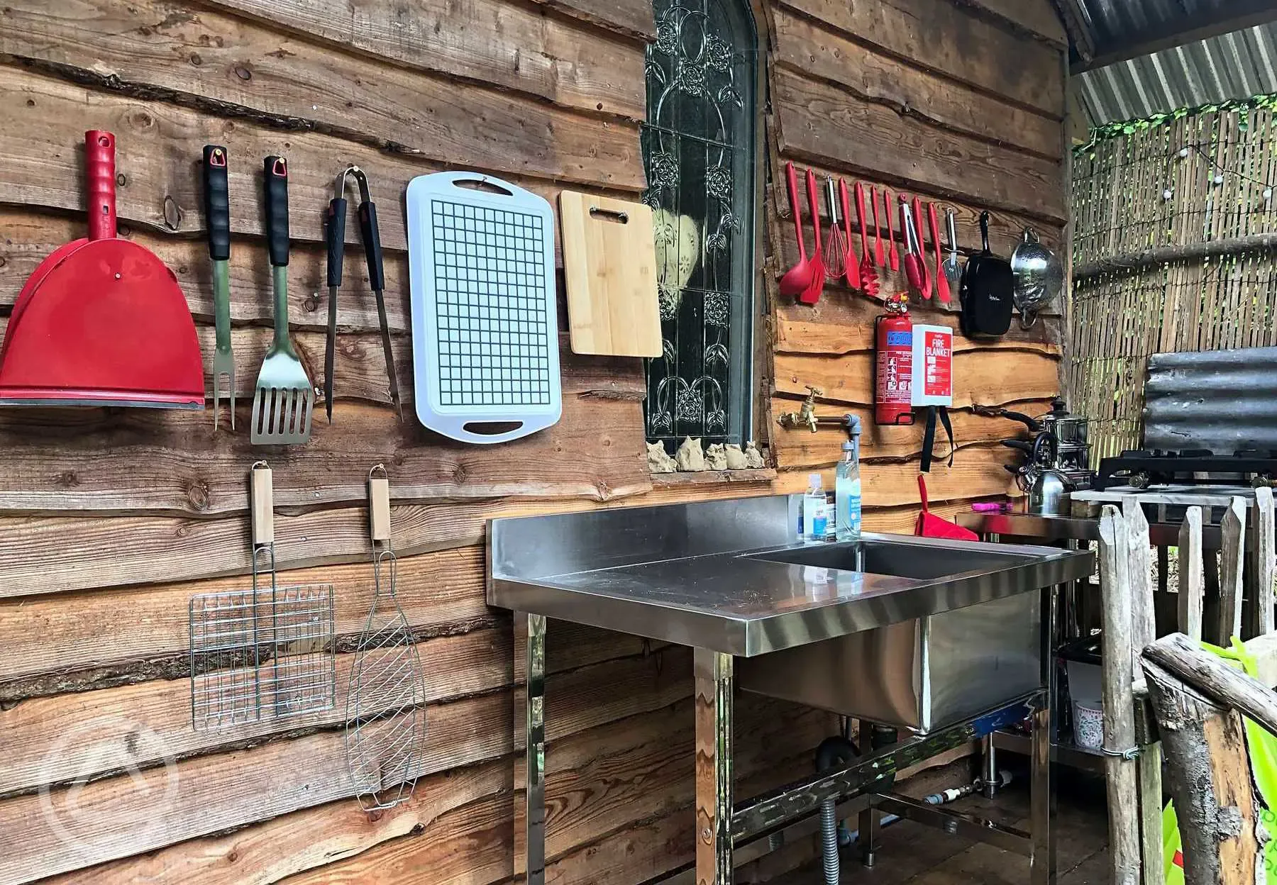 Barn Owl cabin kitchen