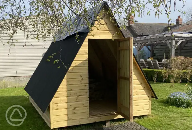 Orchard Hideaway glamping pod