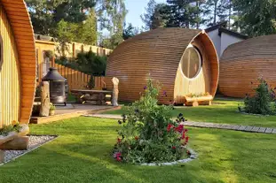 Eriskay Guesthouse and Aviemore Glamping, Aviemore, Highlands