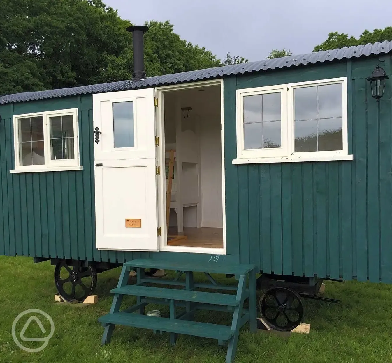 Sunflower shepherd's hut