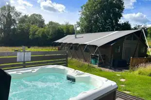 Seven Hills Hideaway, Abergavenny, Monmouthshire (7.5 miles)