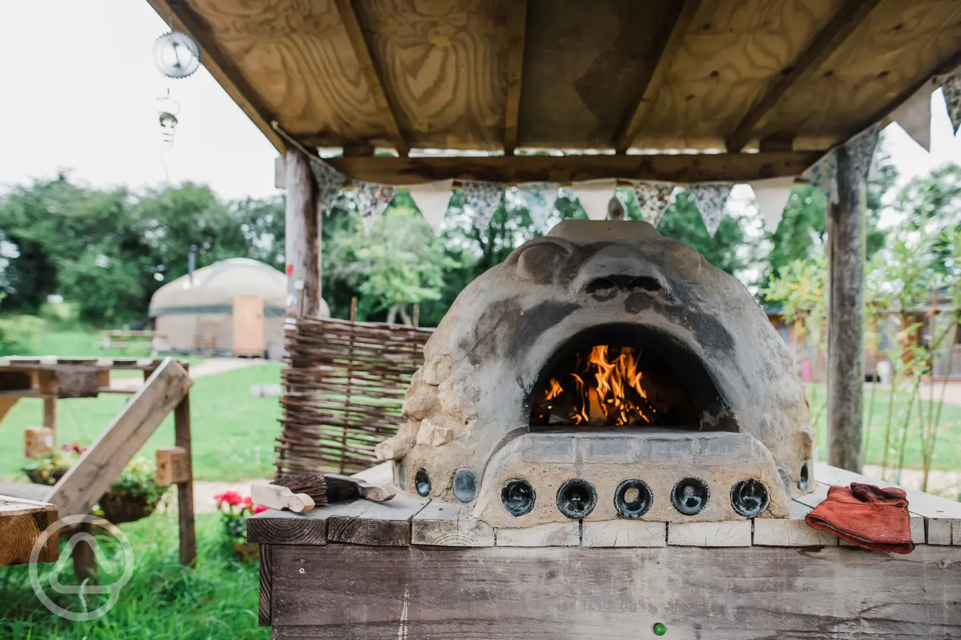 Pizza oven