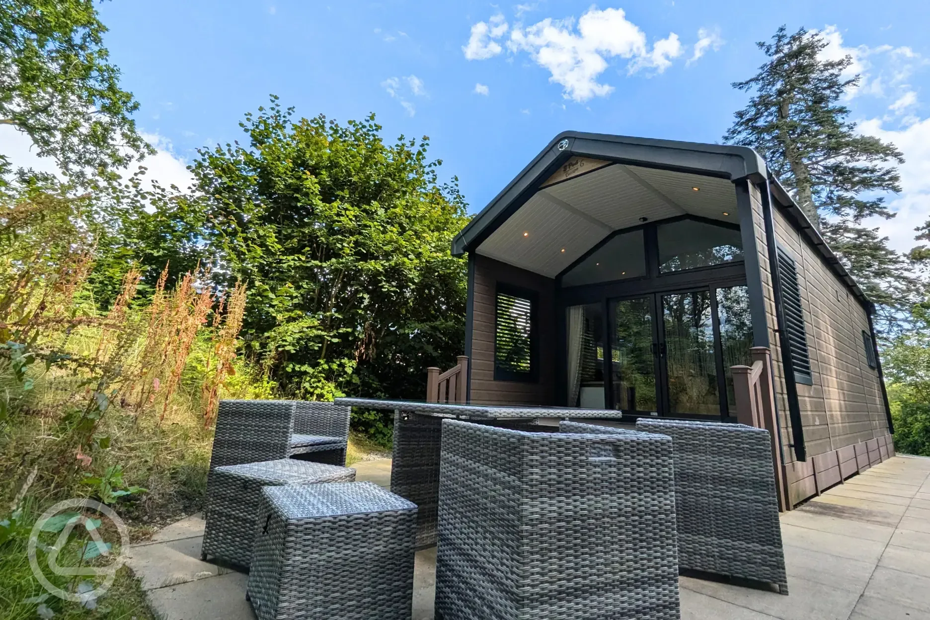 Family hideaway ensuite glamping pods with private patios