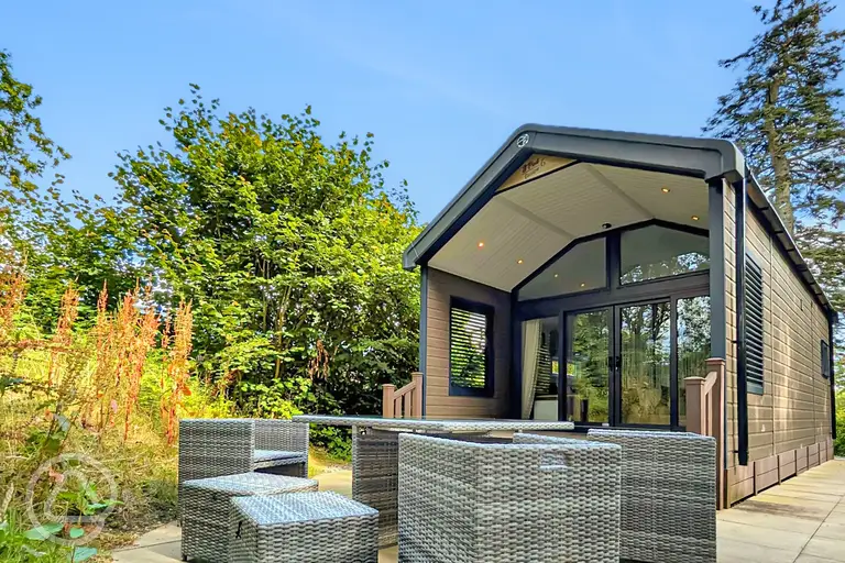 Family hideaway ensuite glamping pods with private patios