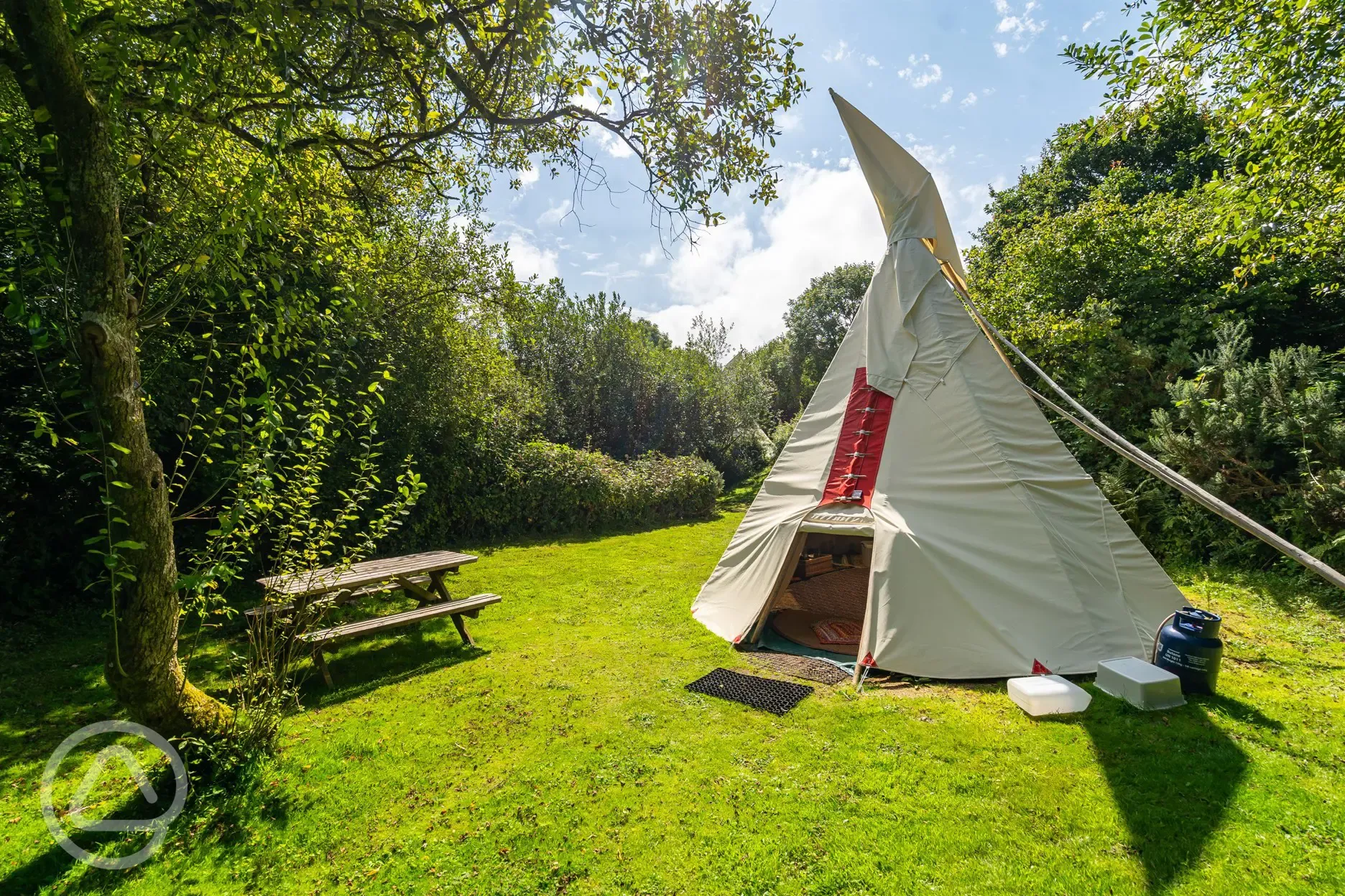 Tipi (private)