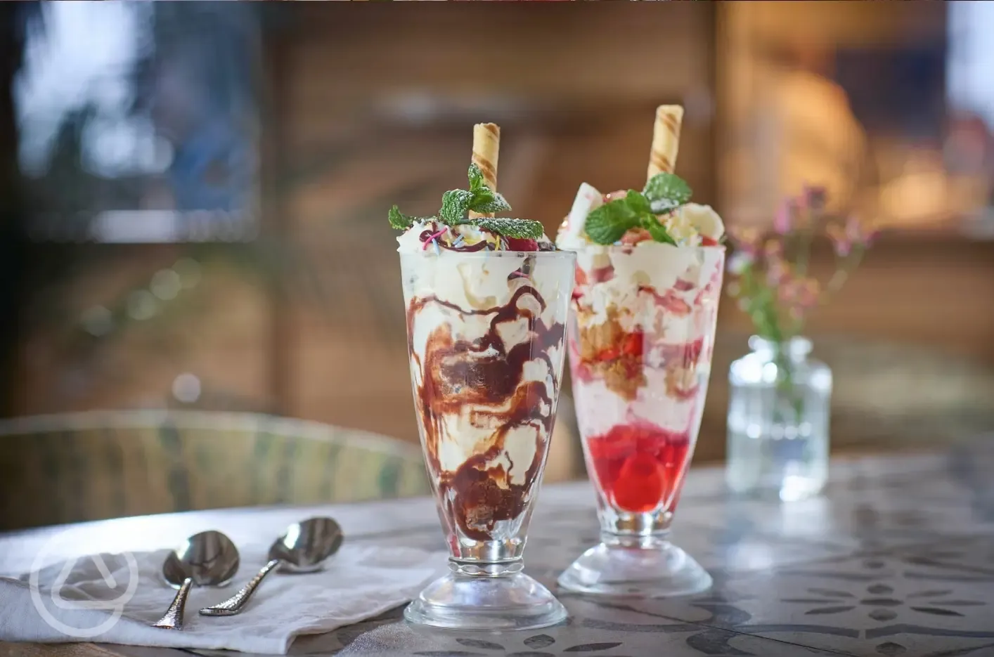 Cafe Lido - ice cream sundaes
