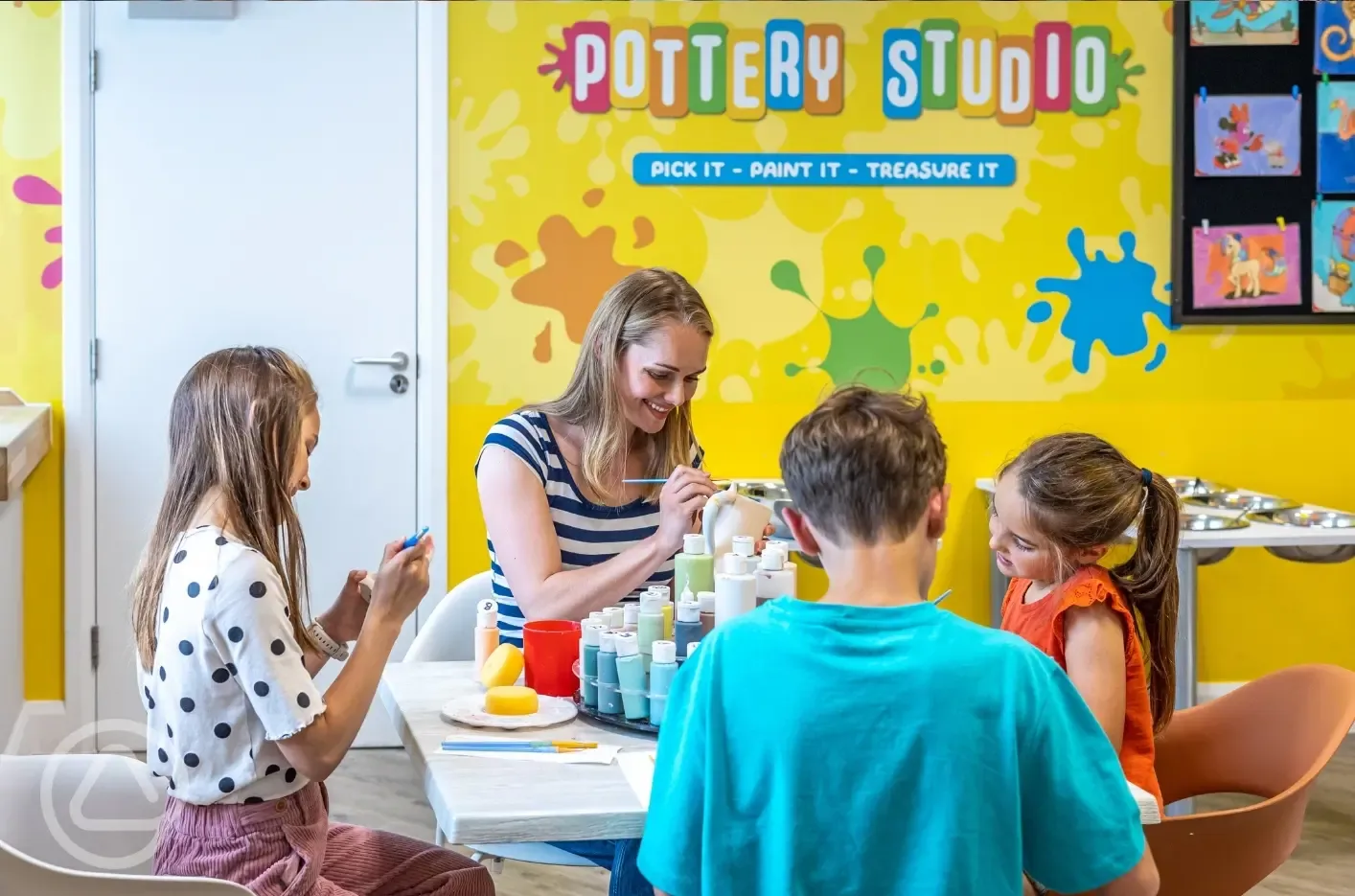 Crafts studio