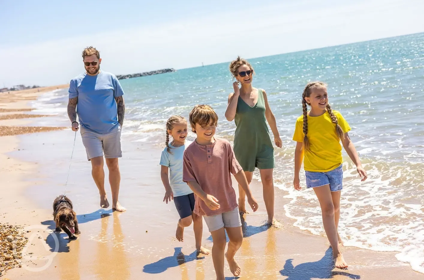 Direct access to the beach