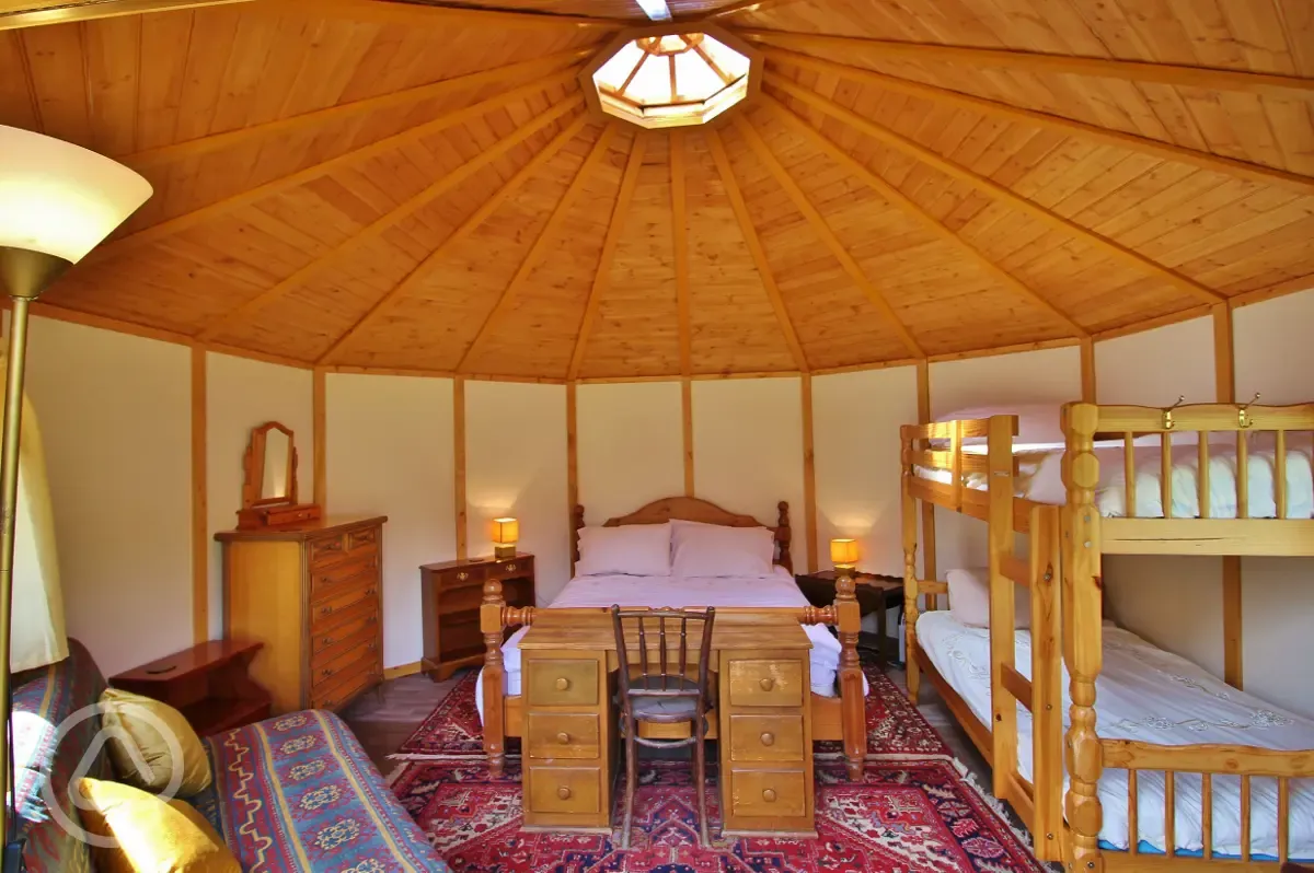 Yurt Bronwyn interior