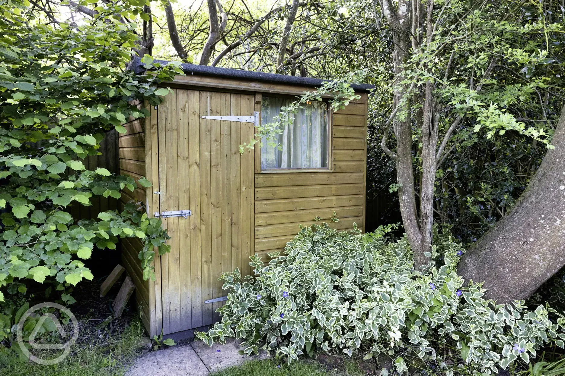 Shepherd's hut private compost loo
