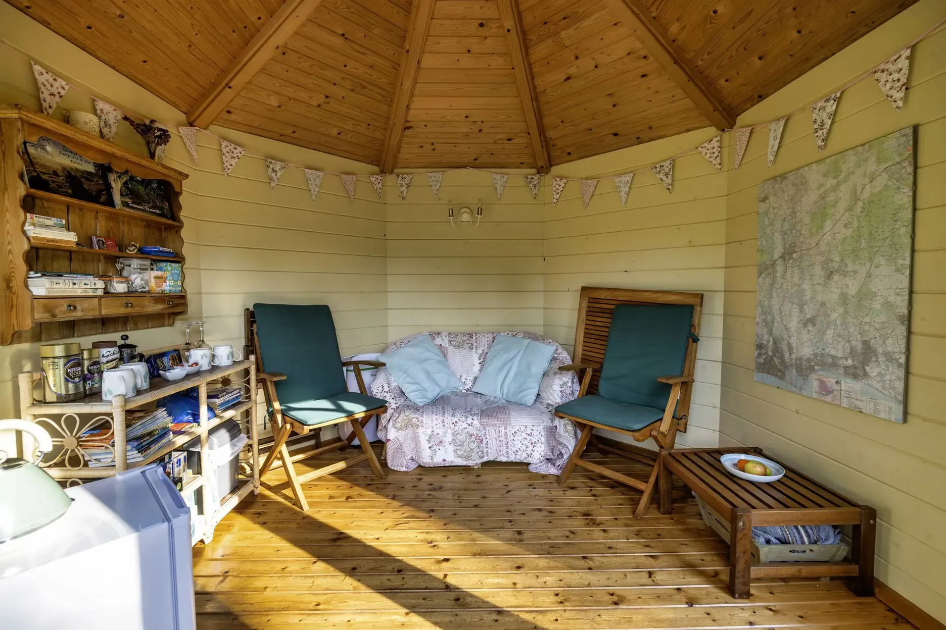 Gypsy caravan summer house interior
