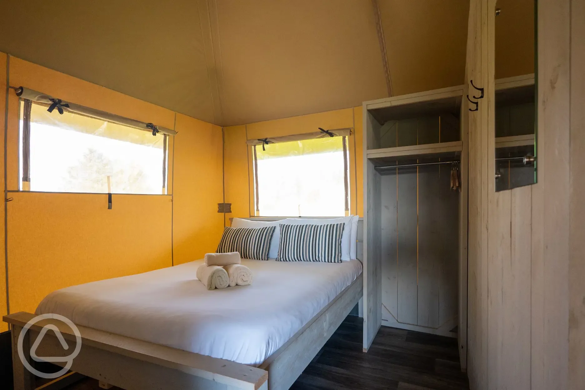 Deluxe safari tent double room