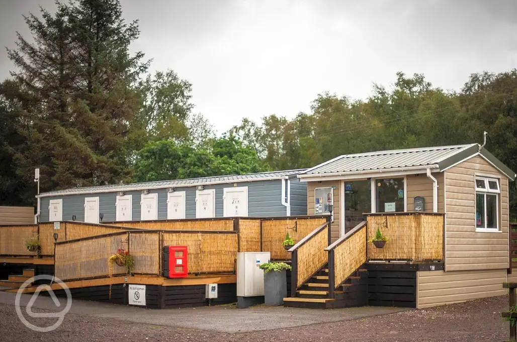 Shower block and reception 