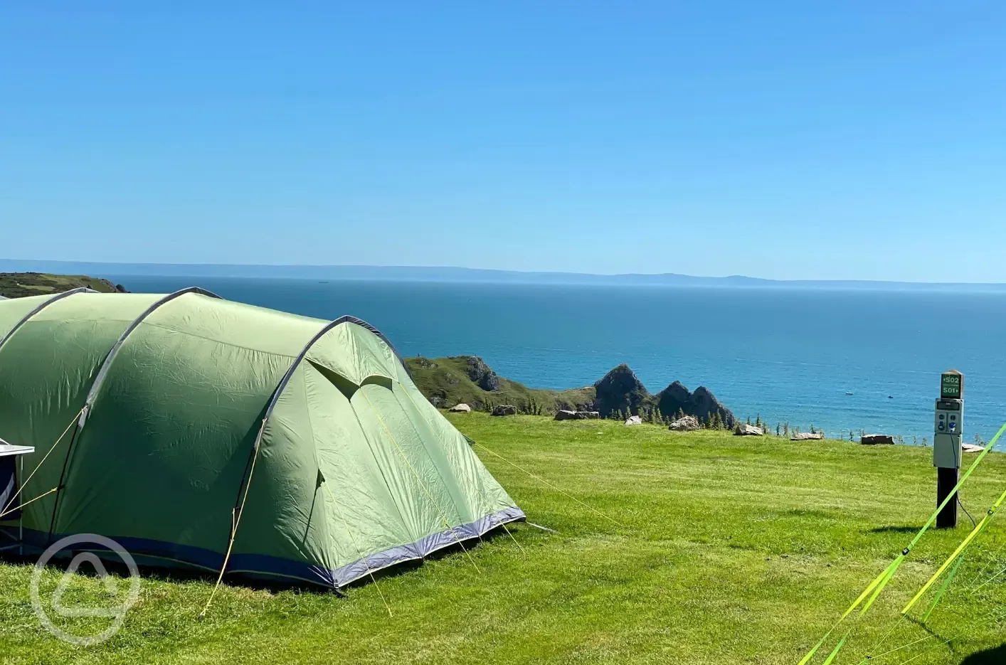 Partial sea view pitches
