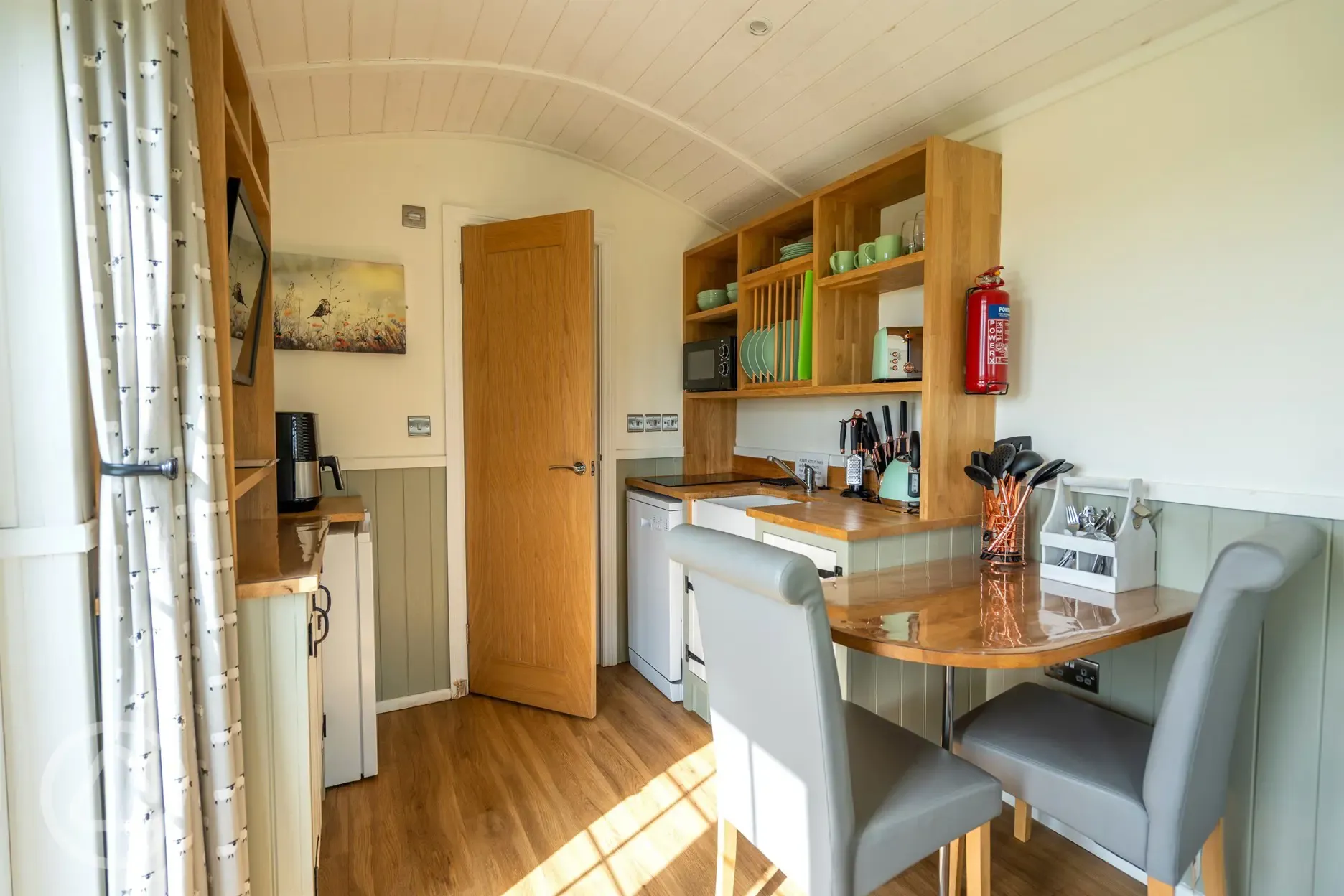 The hut with hot tub interior